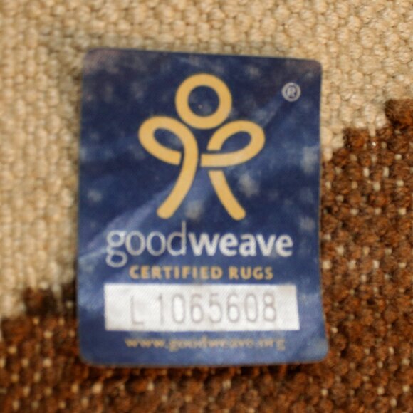 Company C ColorSpree 2’x3’ Rug, Doormat size, Multi-color triangles - Picture 6 of 13